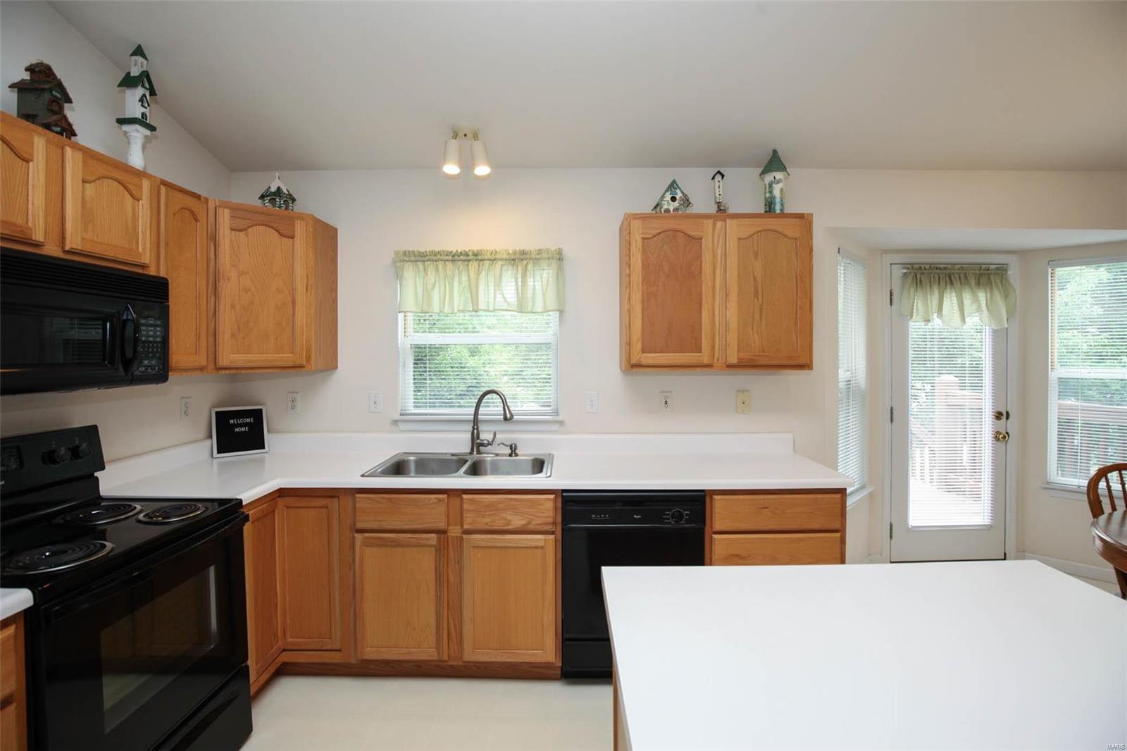 Lindys Landing - Residential