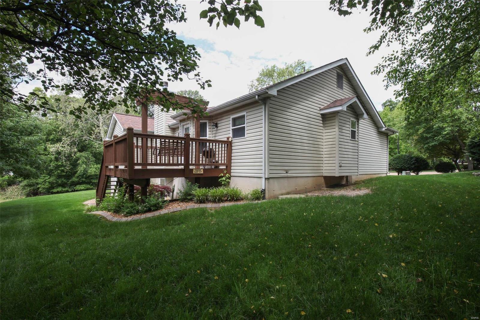 Lindys Landing - Residential