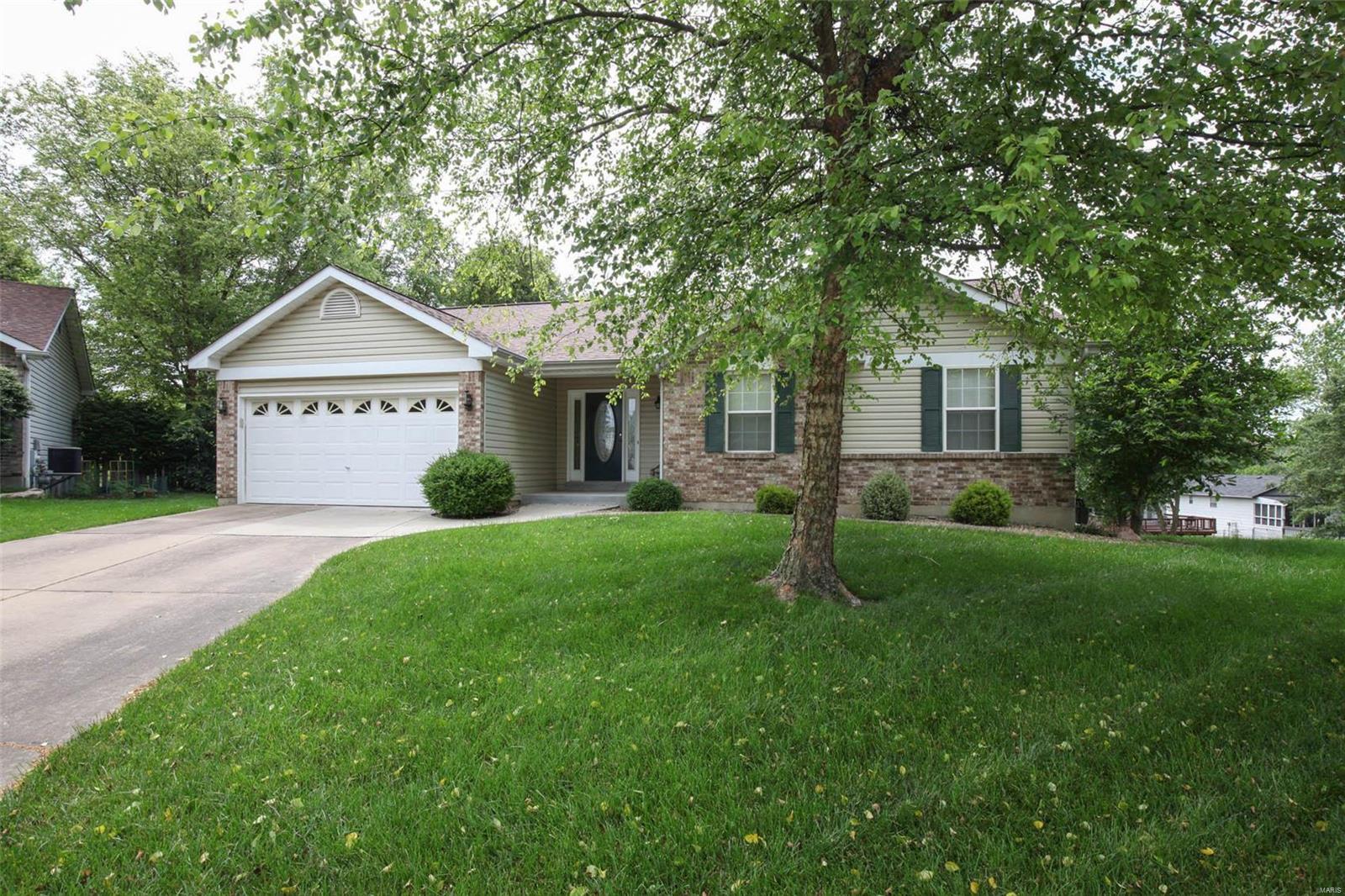 Lindys Landing - Residential