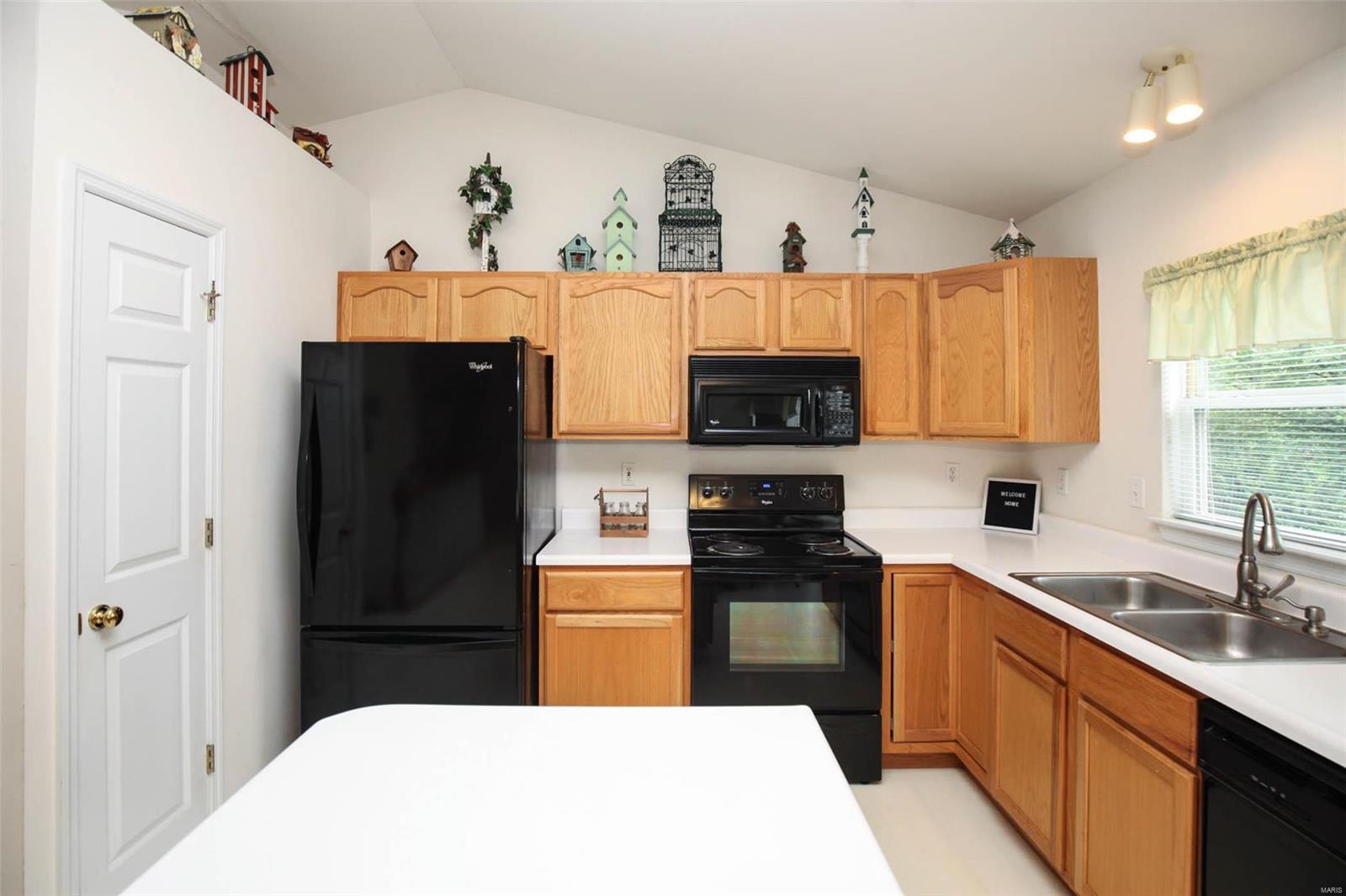 Lindys Landing - Residential