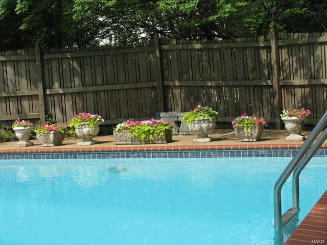 Alta Dena - Residential