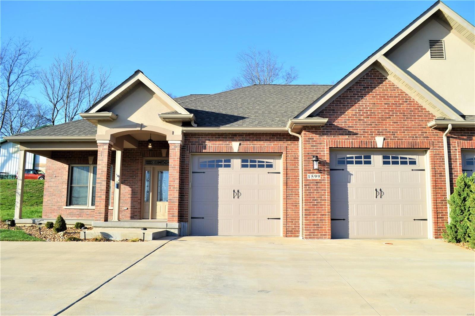 West Fifth Villas - Residential