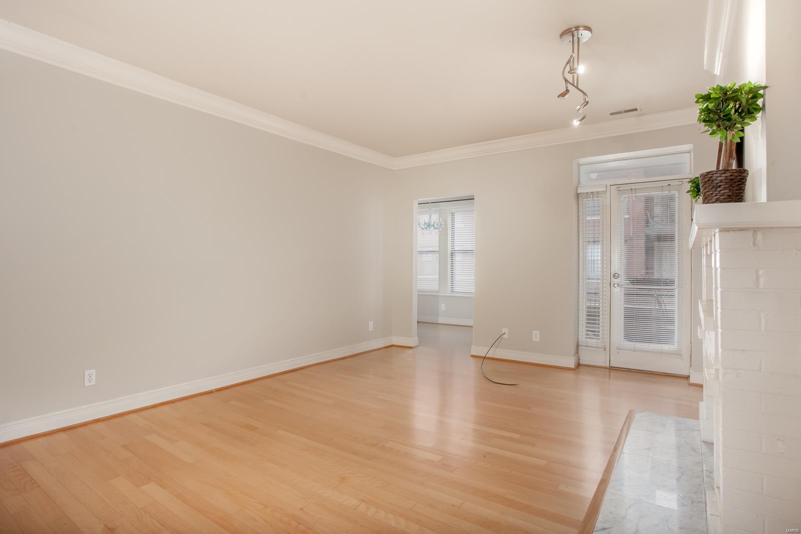527 Clara Avenue 5