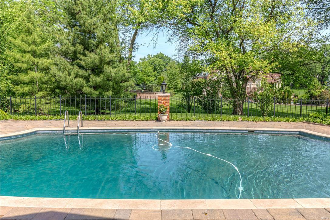 Barrington Place - Residential