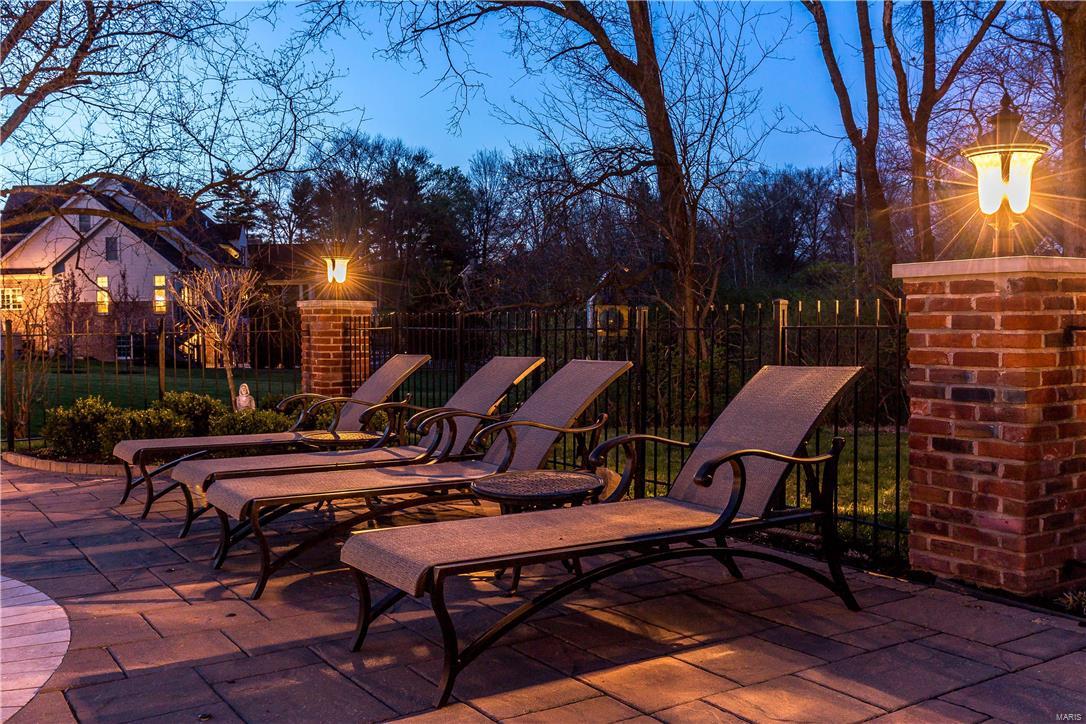 Barrington Place - Residential