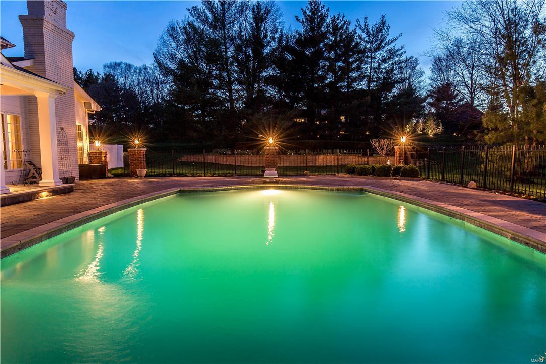 Barrington Place - Residential