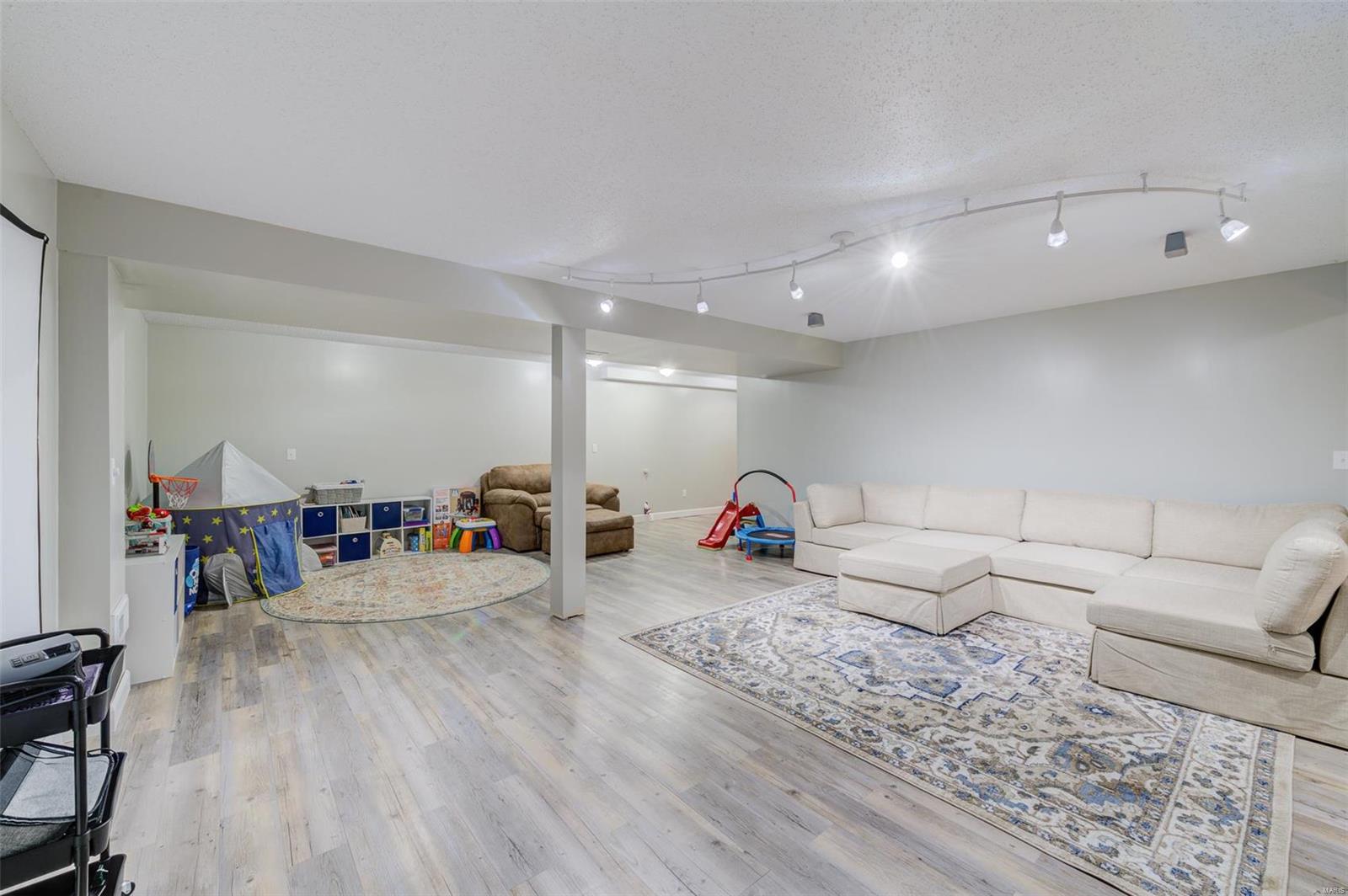 Troy, Missouri 63379, United States, 3 Bedrooms Bedrooms, ,3 BathroomsBathrooms,Residential,Pending,35309