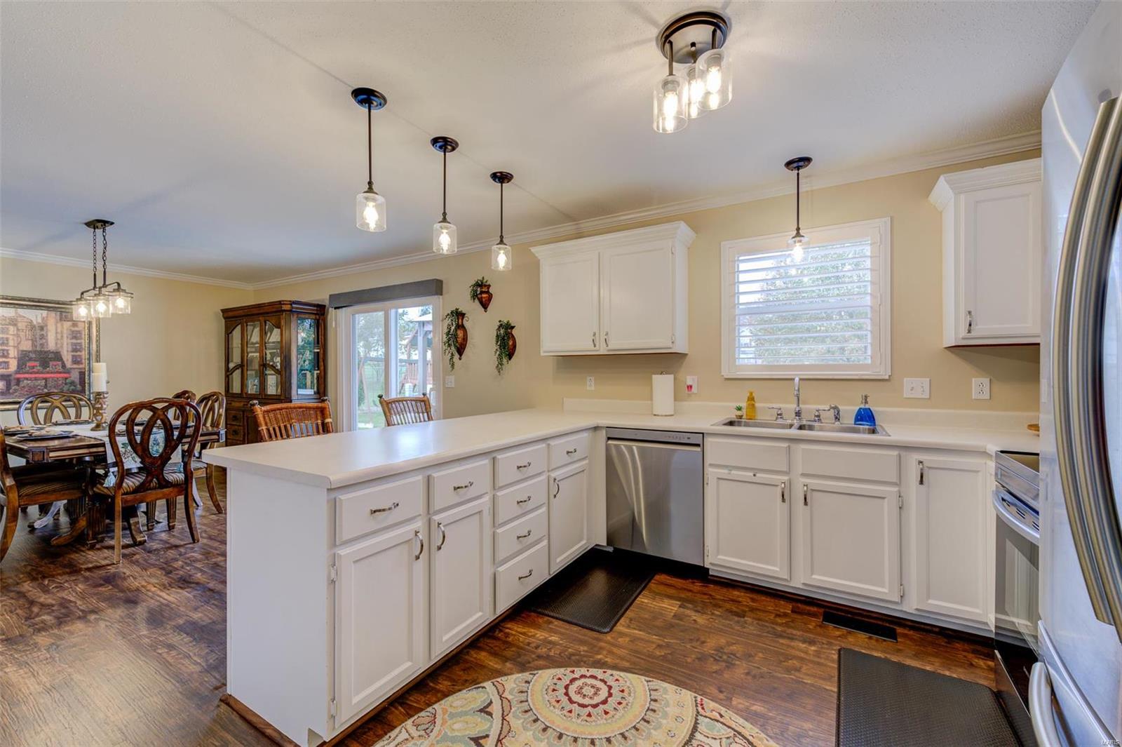 Troy, Missouri 63379, United States, 3 Bedrooms Bedrooms, ,3 BathroomsBathrooms,Residential,Pending,35309