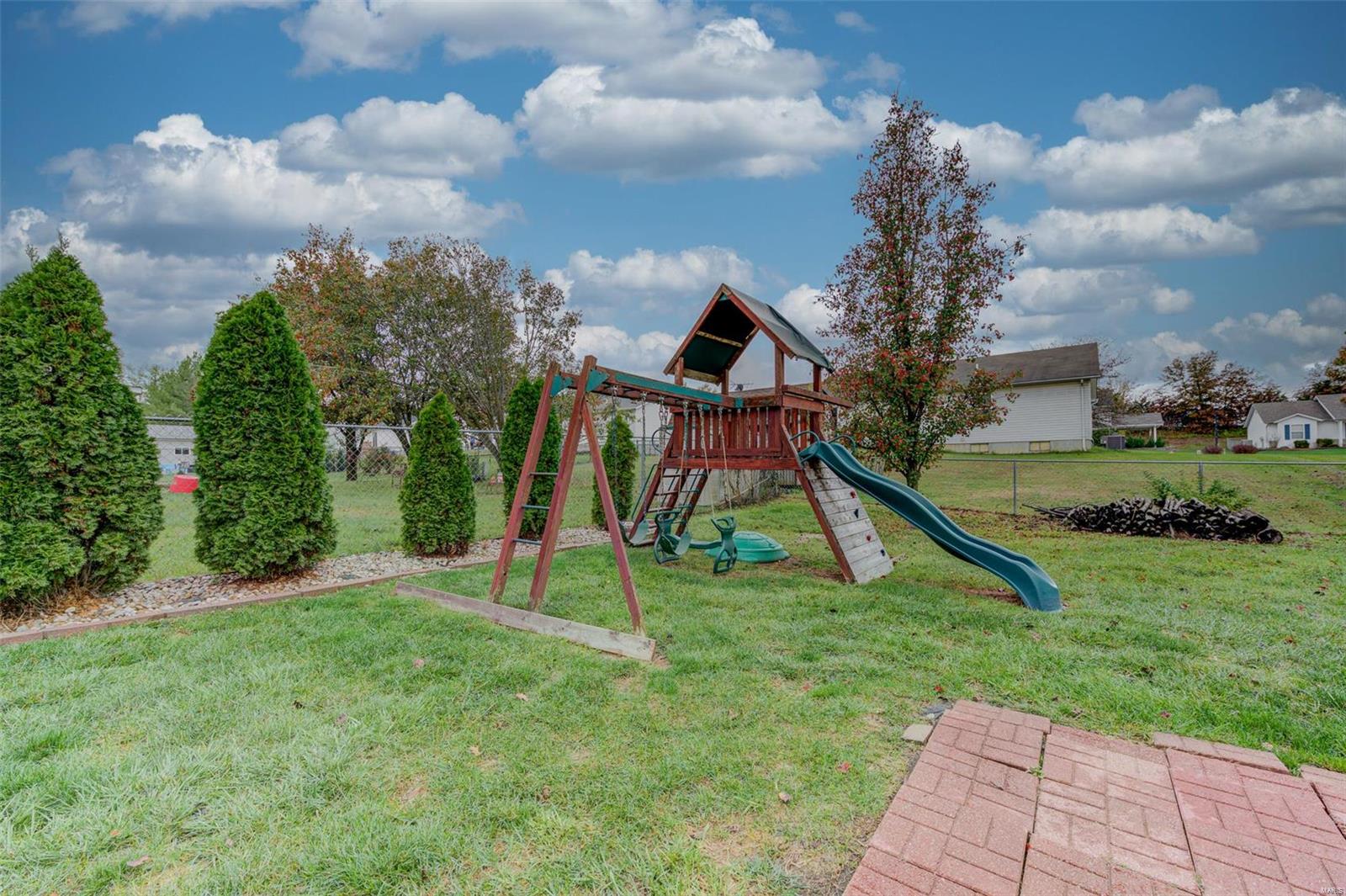 Troy, Missouri 63379, United States, 3 Bedrooms Bedrooms, ,3 BathroomsBathrooms,Residential,Pending,35309