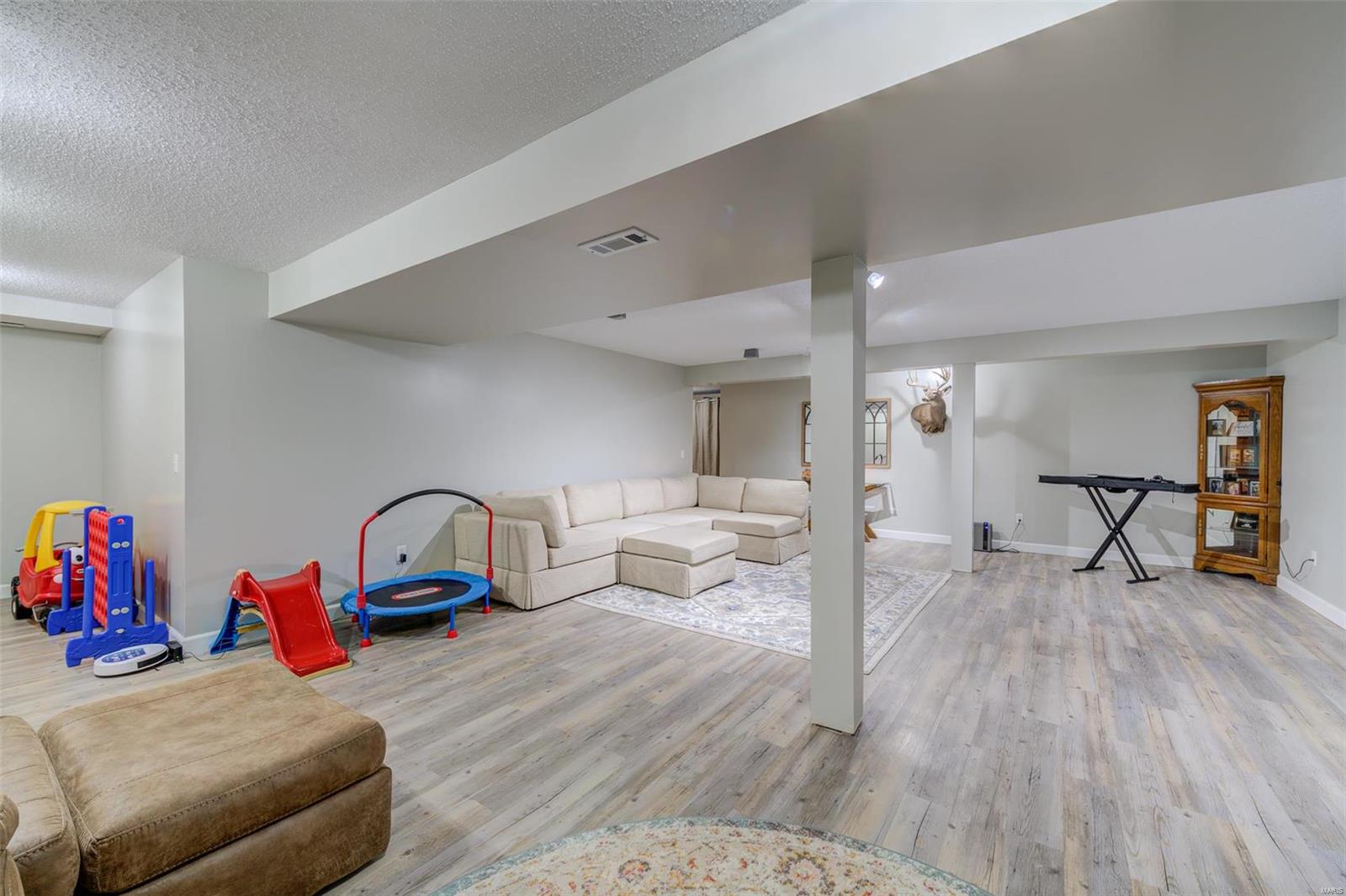 Troy, Missouri 63379, United States, 3 Bedrooms Bedrooms, ,3 BathroomsBathrooms,Residential,Pending,35309