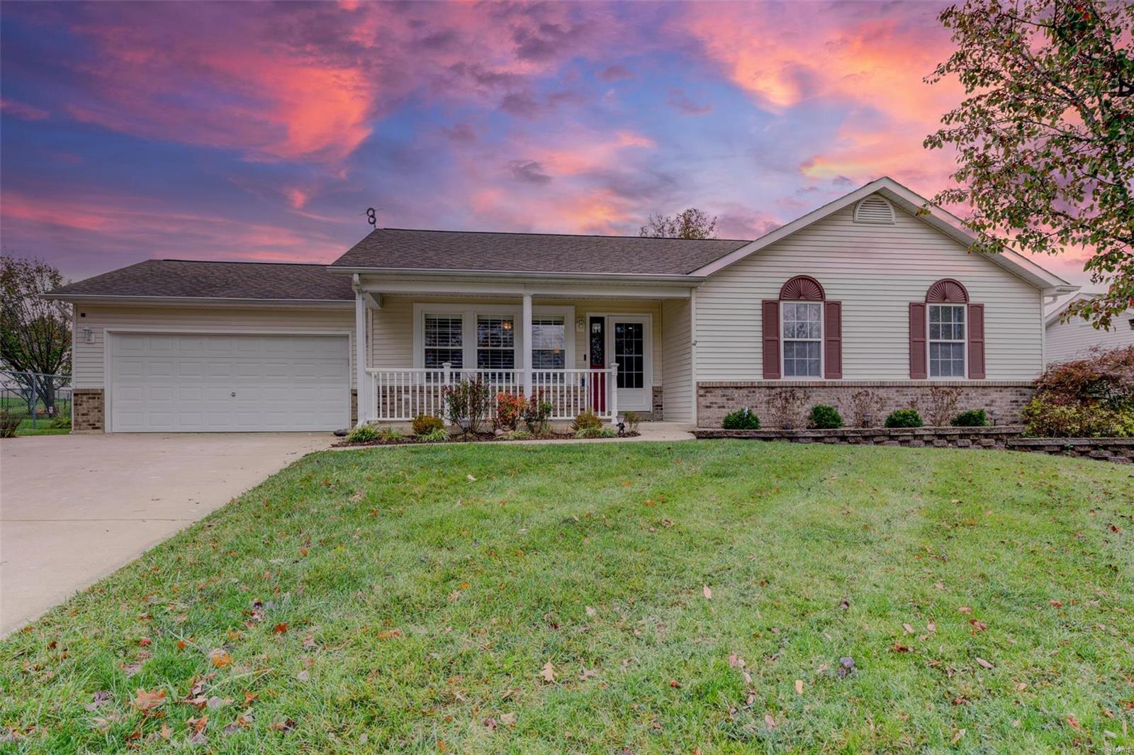 Troy, Missouri 63379, United States, 3 Bedrooms Bedrooms, ,3 BathroomsBathrooms,Residential,Pending,35309