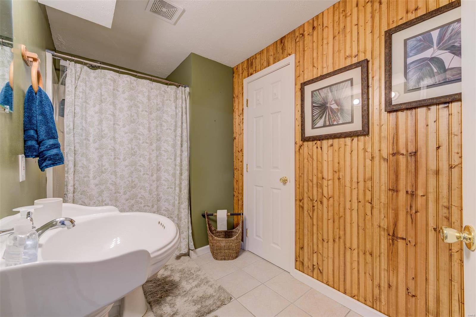 Troy, Missouri 63379, United States, 3 Bedrooms Bedrooms, ,3 BathroomsBathrooms,Residential,Pending,35309