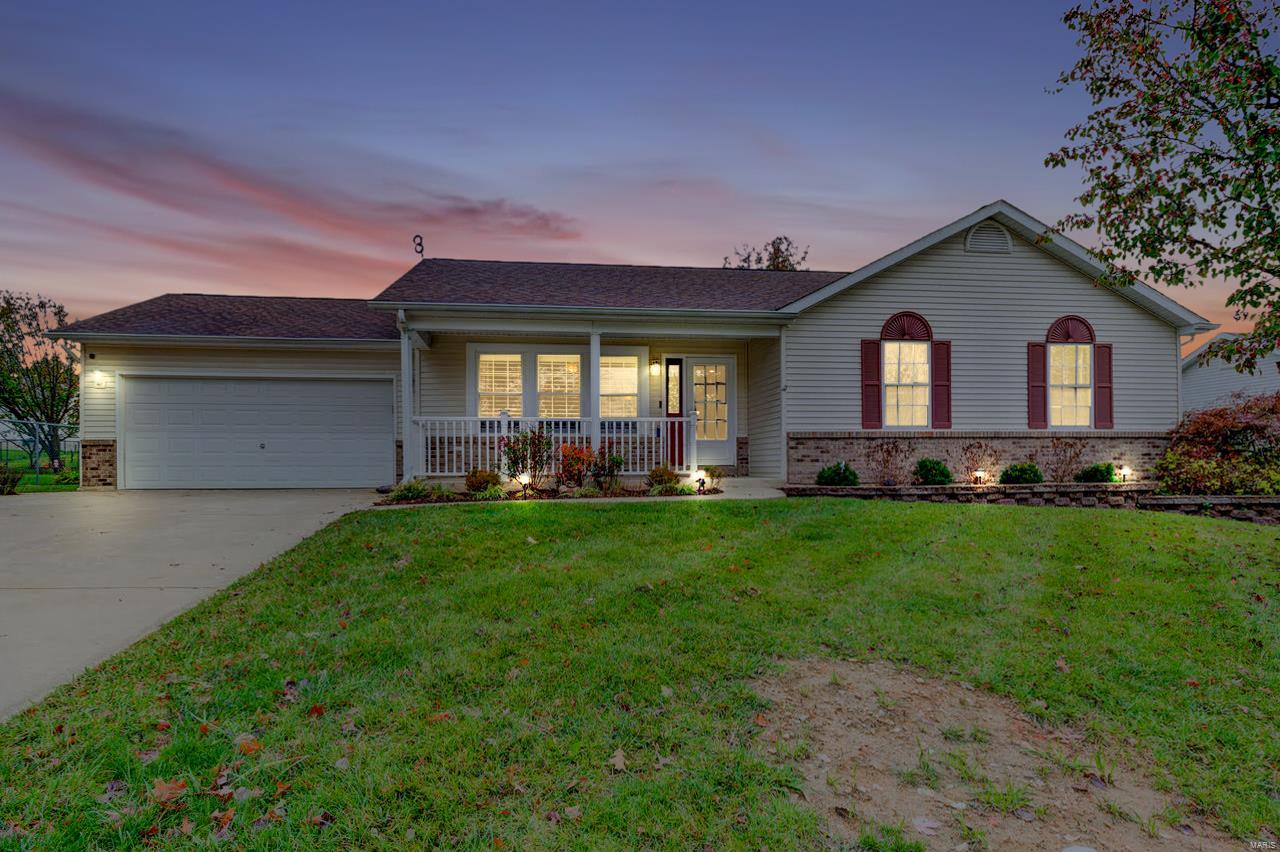 Troy, Missouri 63379, United States, 3 Bedrooms Bedrooms, ,3 BathroomsBathrooms,Residential,Pending,35309