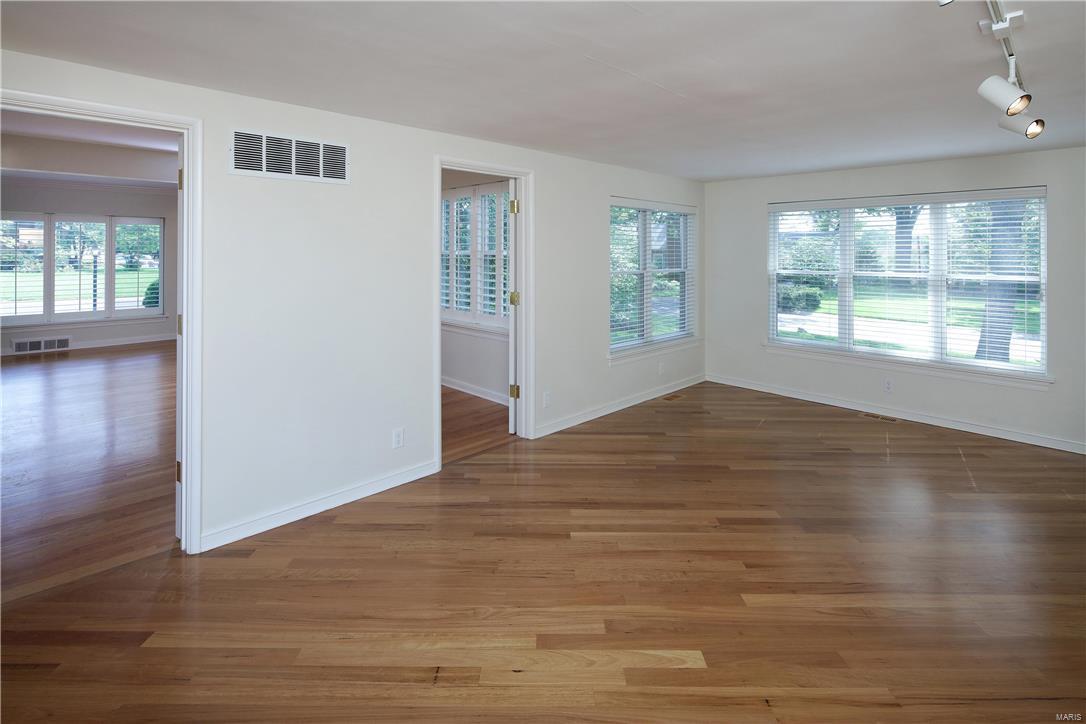 Bedford Oaks Plat 2 - Residential