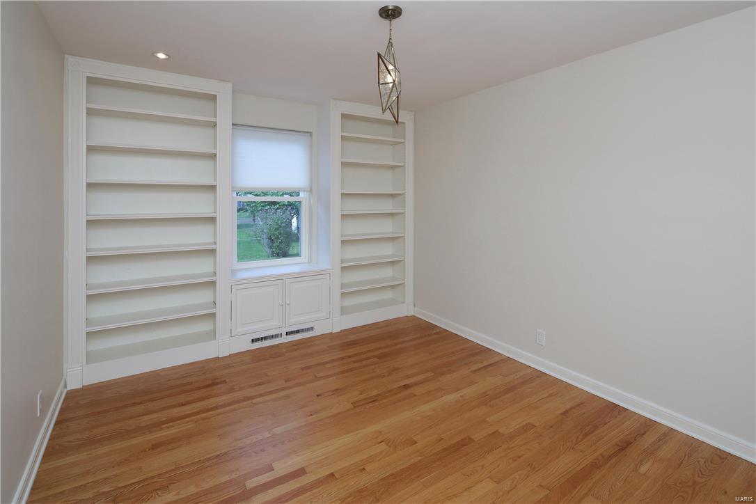 Bedford Oaks Plat 2 - Residential