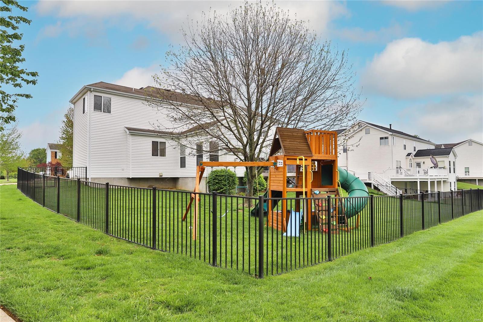 Nooning Tree Two - Residential