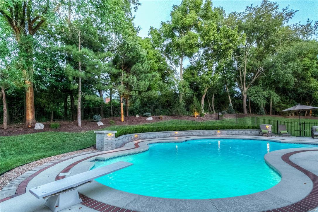 Arlington Oaks - Residential