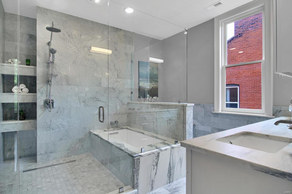 Lafayette Square - Residential