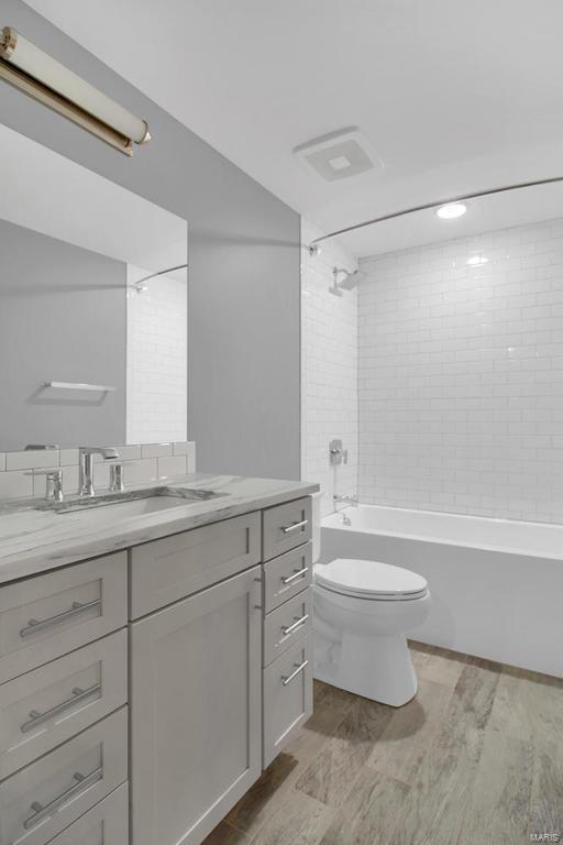 Lafayette Square - Residential