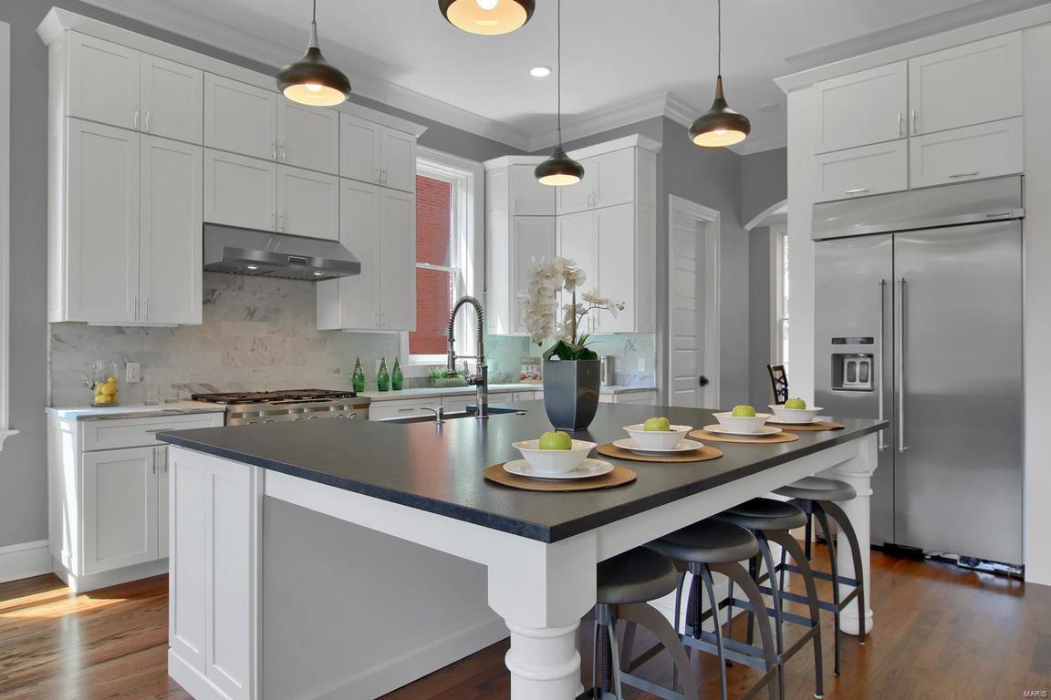 Lafayette Square - Residential