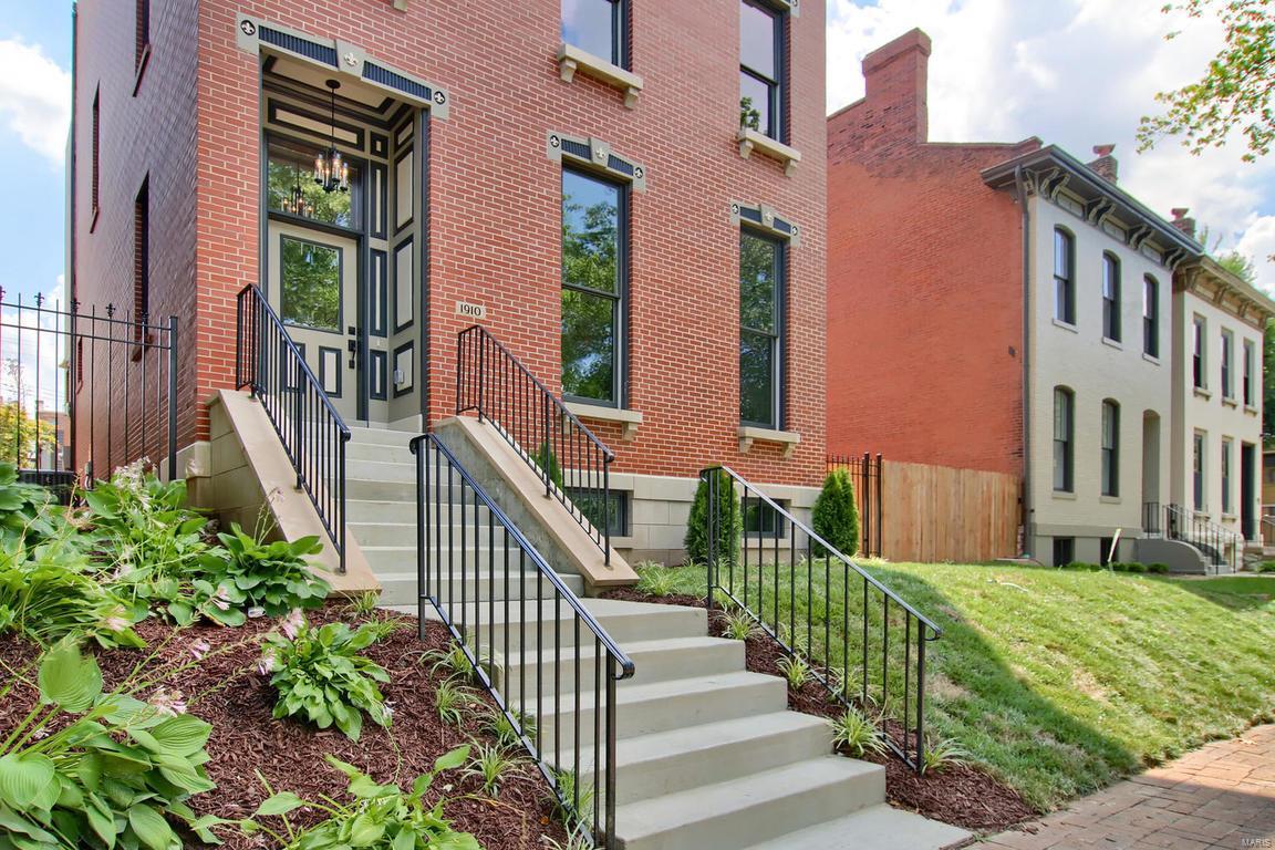 Lafayette Square - Residential