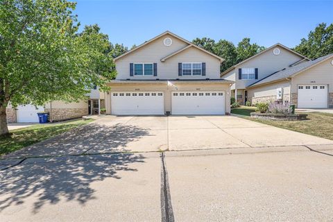 Photo of 5417 Lakewood Terrace, Imperial, MO 63052 (MLS # 24051869)