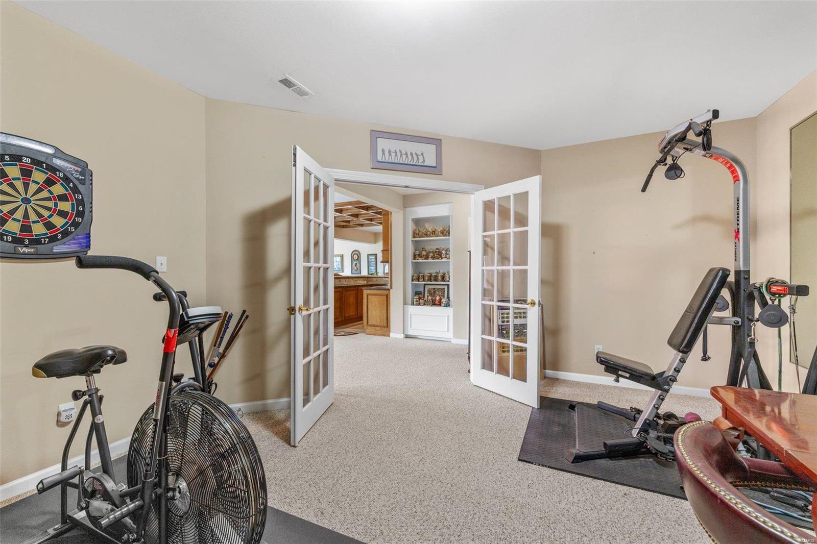 OFallon, Missouri 63368, United States, 3 Bedrooms Bedrooms, ,5 BathroomsBathrooms,Residential,Pending,44555