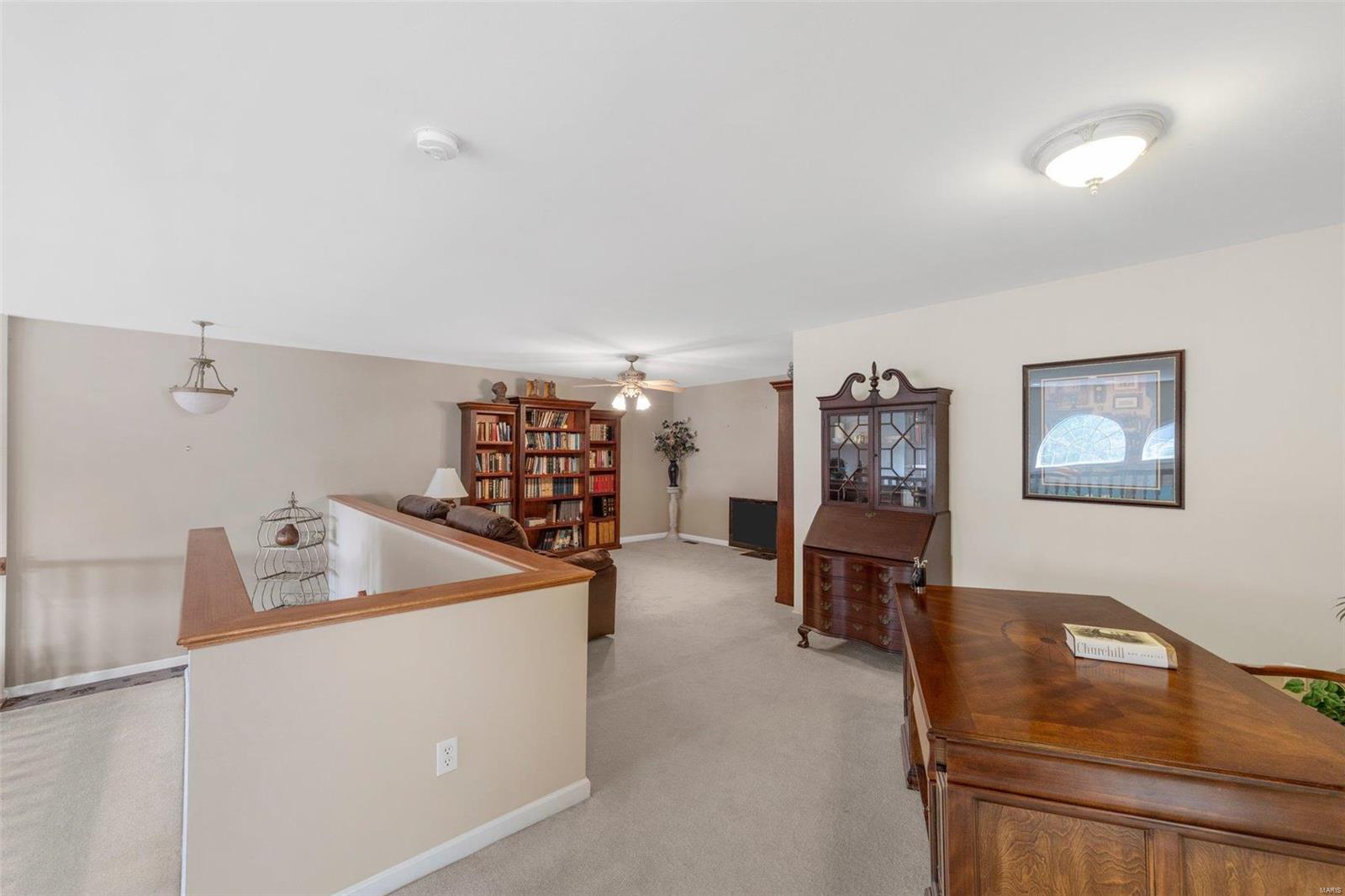 OFallon, Missouri 63368, United States, 3 Bedrooms Bedrooms, ,5 BathroomsBathrooms,Residential,Pending,44555