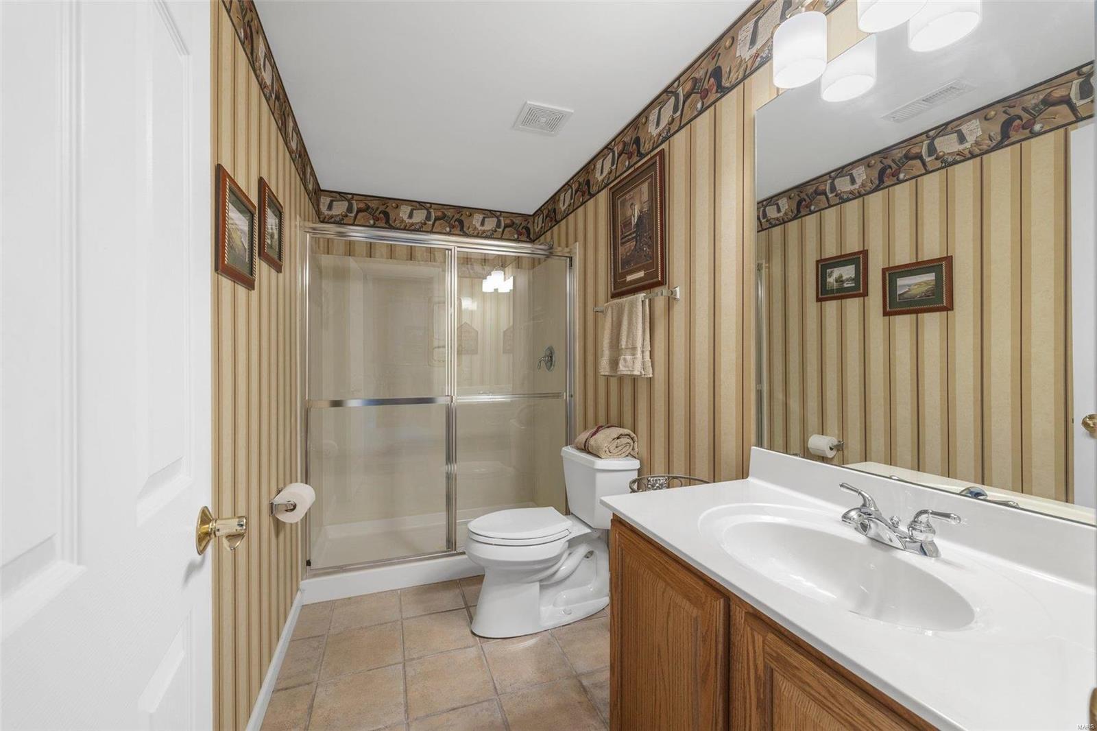 OFallon, Missouri 63368, United States, 3 Bedrooms Bedrooms, ,5 BathroomsBathrooms,Residential,Pending,44555