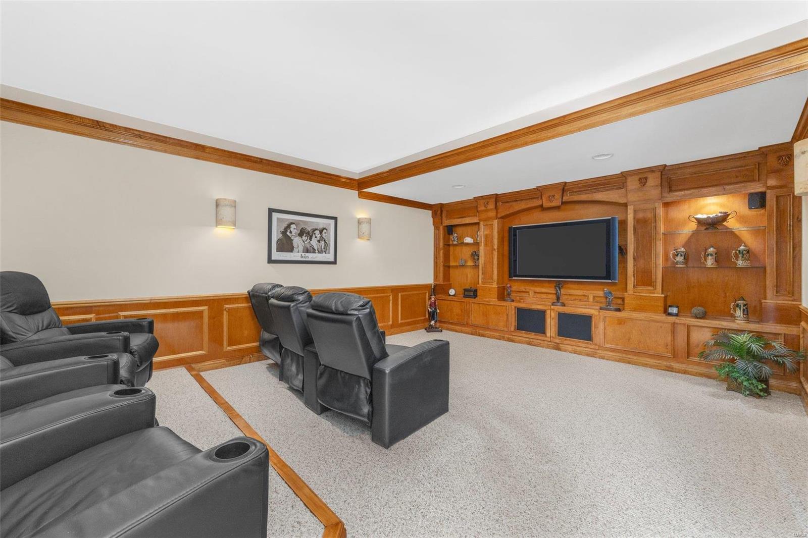 OFallon, Missouri 63368, United States, 3 Bedrooms Bedrooms, ,5 BathroomsBathrooms,Residential,Pending,44555