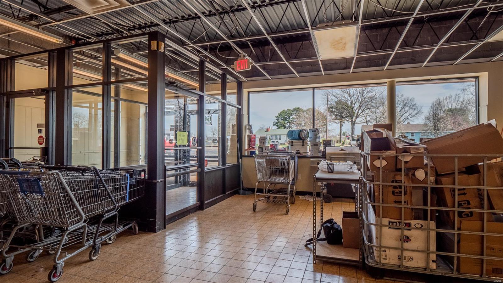 Commercial - Commercial Sale