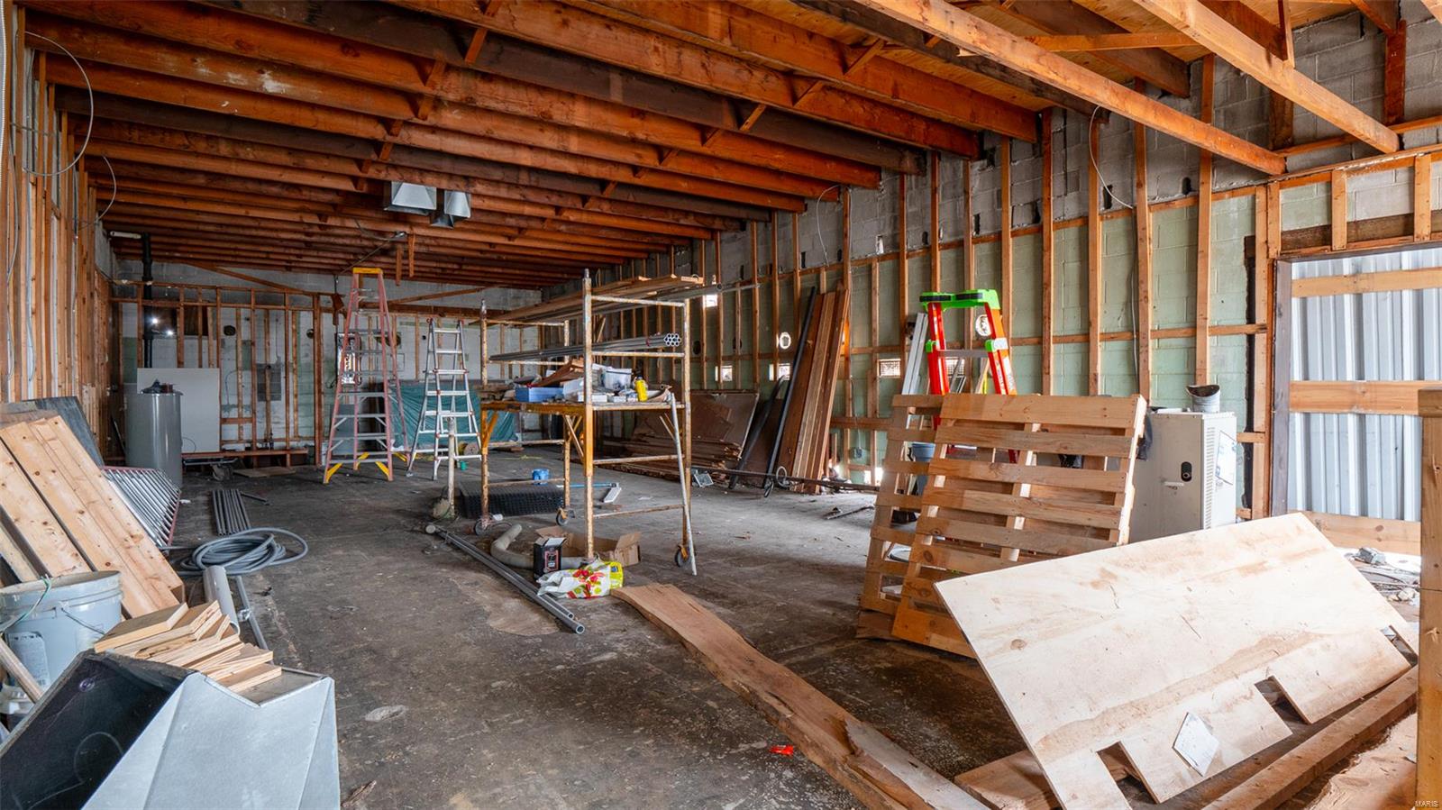 Commercial - Commercial Sale