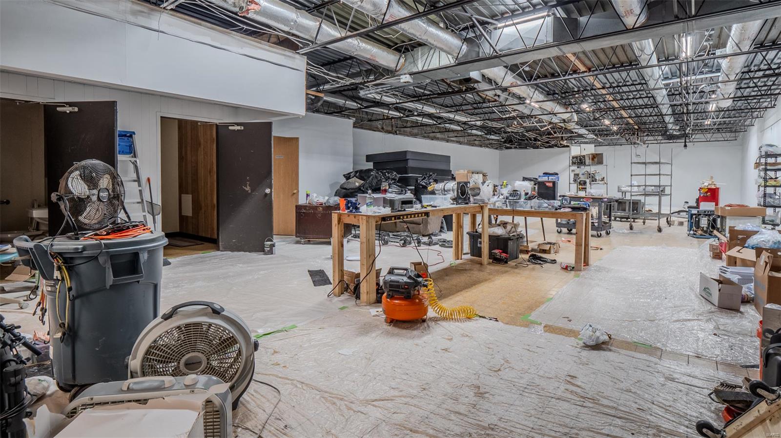 Commercial - Commercial Sale