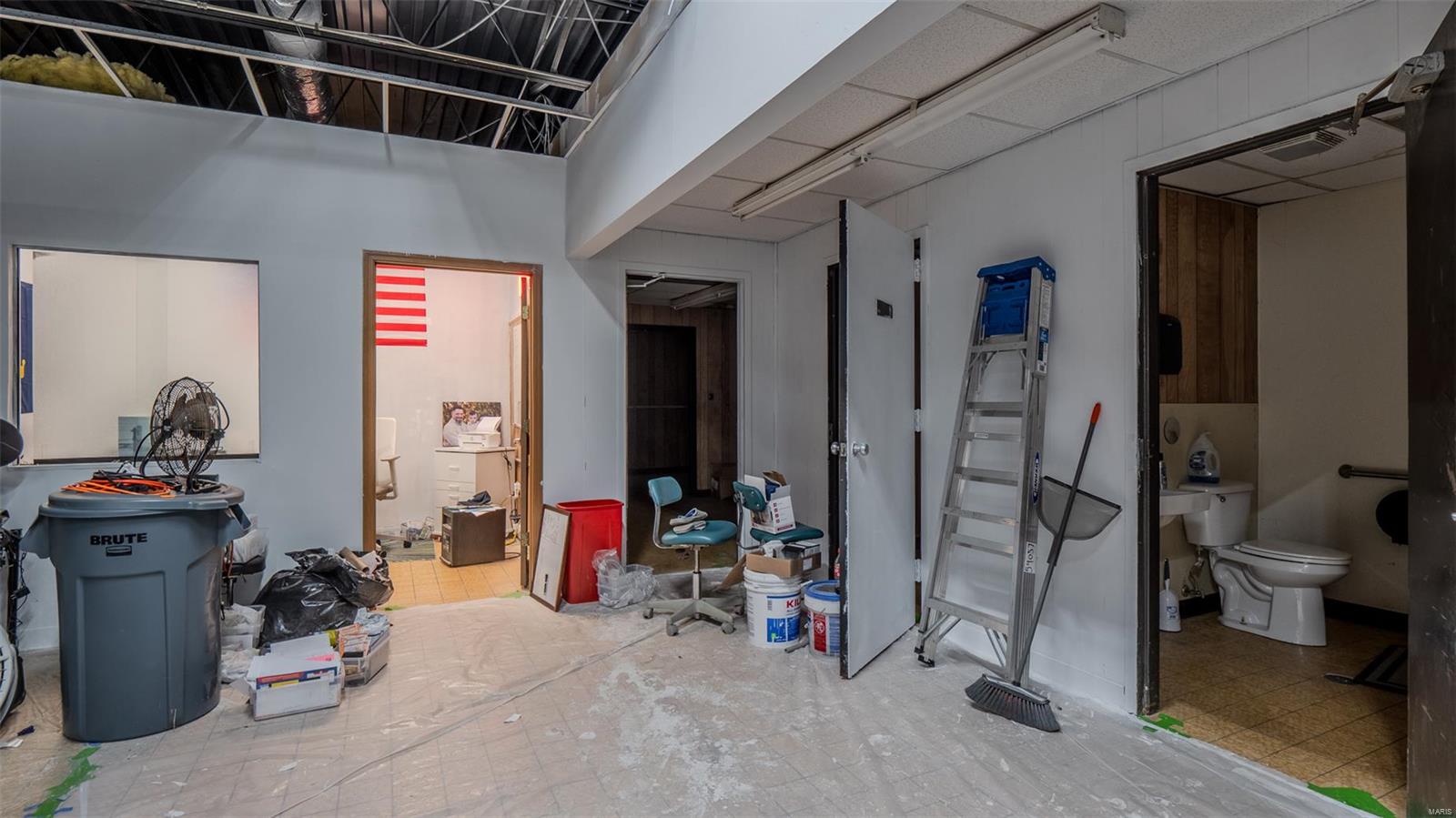 Commercial - Commercial Sale