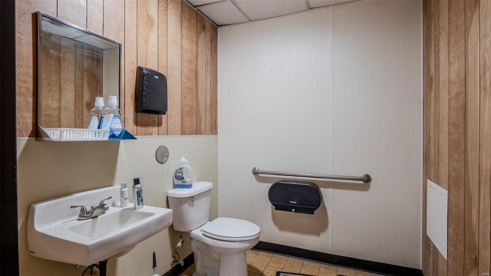 Commercial - Commercial Sale