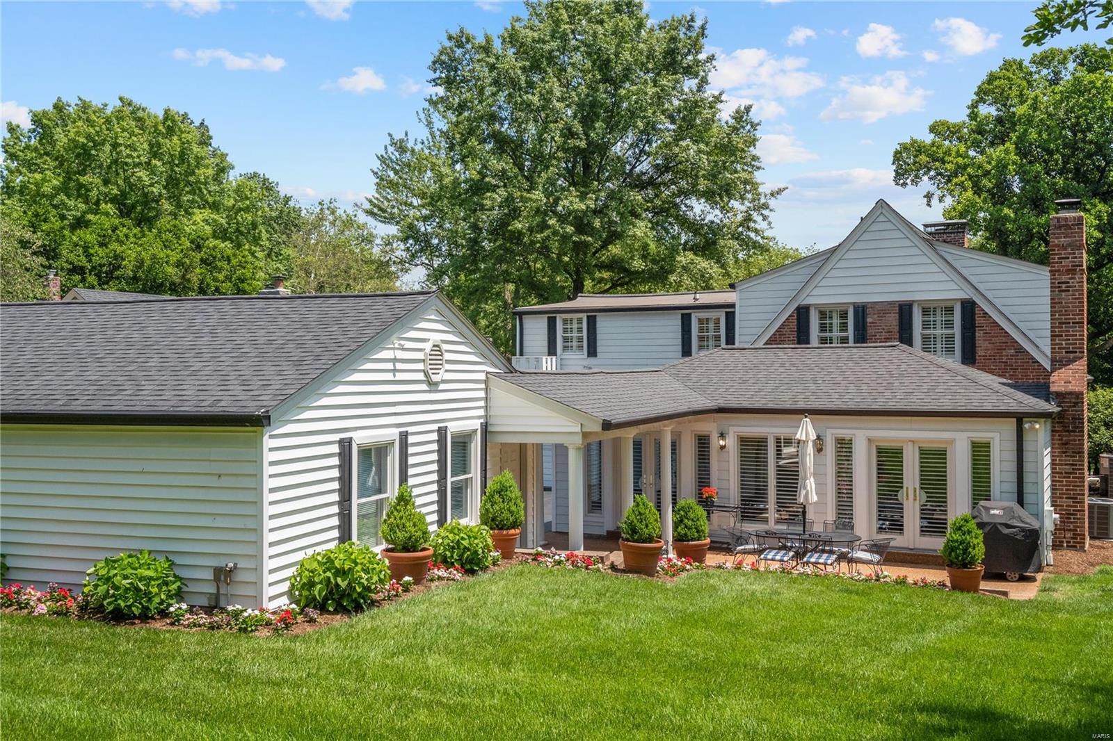 willow hill - Residential