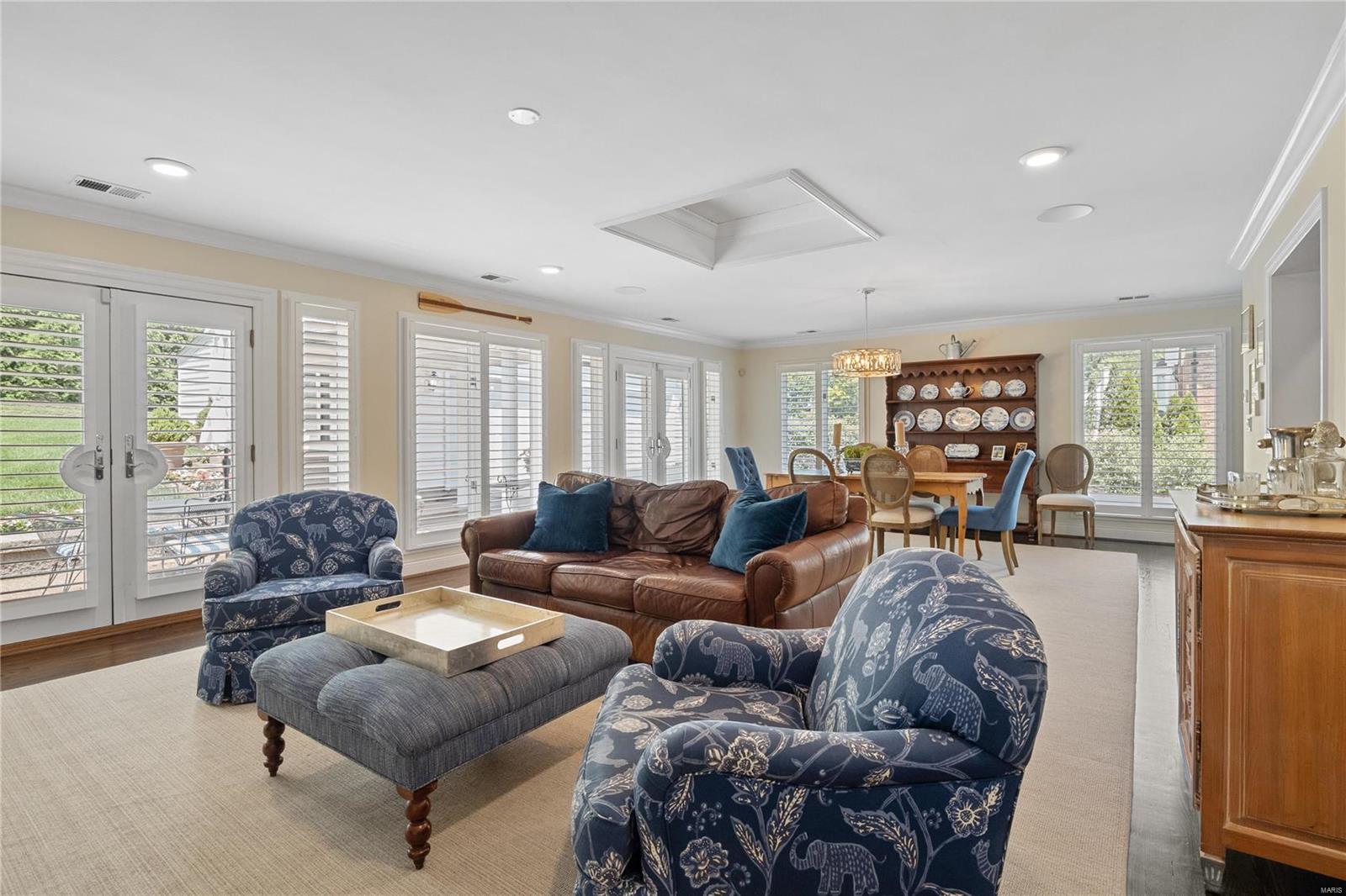 willow hill - Residential