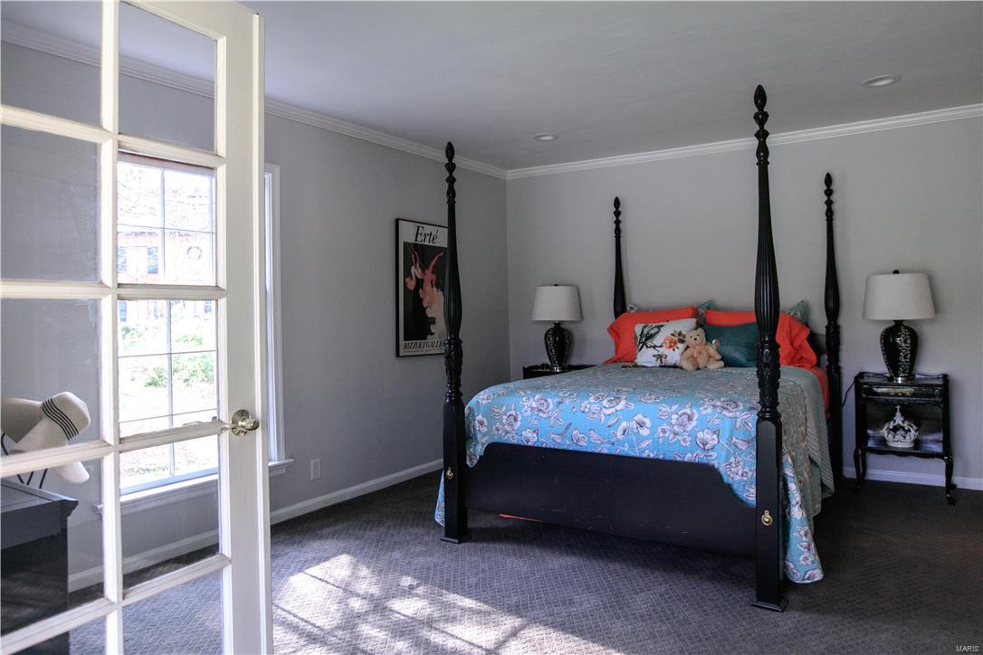 Barclay Woods/ Log Cabin Lane - Residential