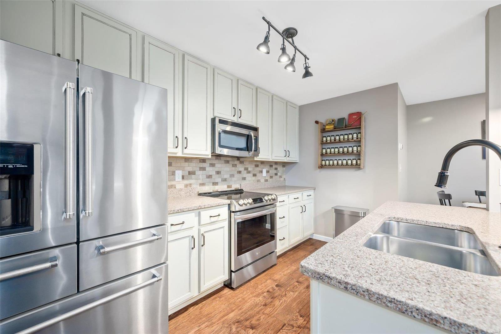 Colonial Green - Residential