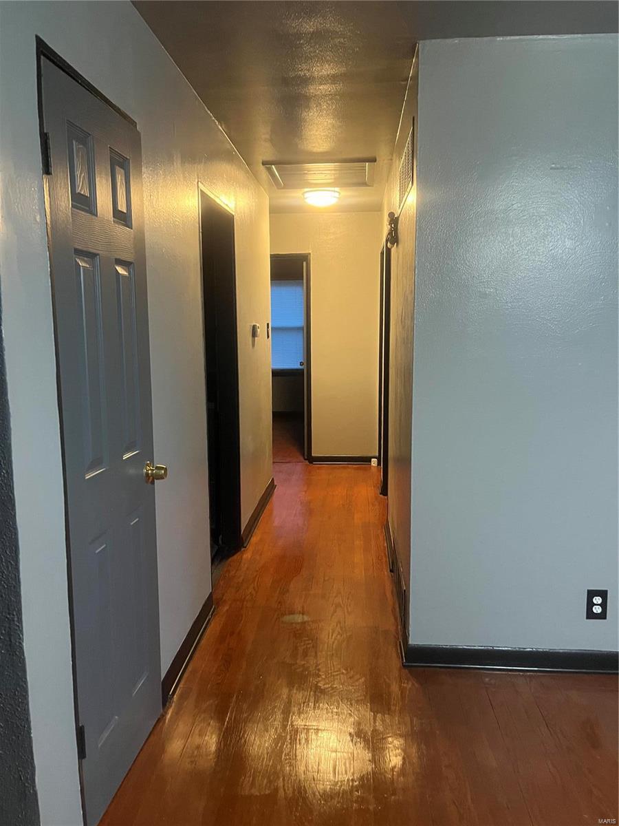 St Louis, Missouri 63137, United States, 3 Bedrooms Bedrooms, ,1 BathroomBathrooms,Residential,Pending,77422