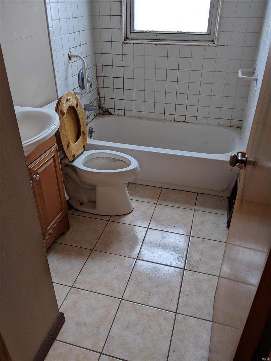 San Fernando Hills 2 - Residential