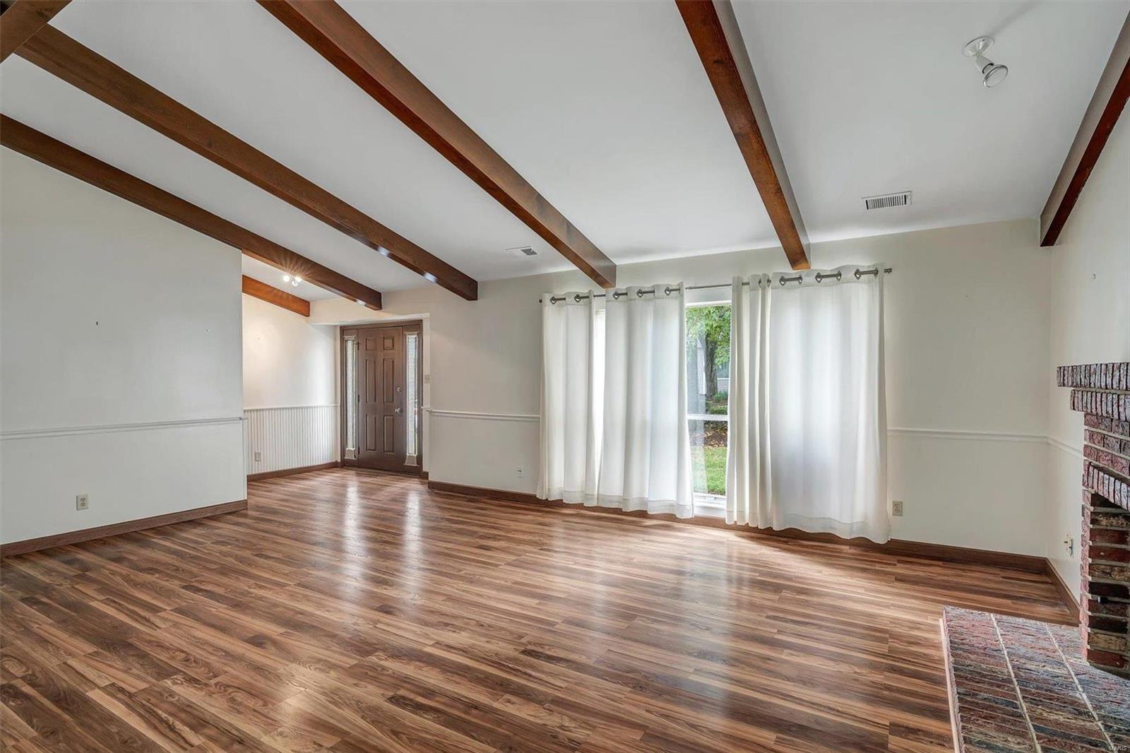 Woodside Trails Condo First - Residential