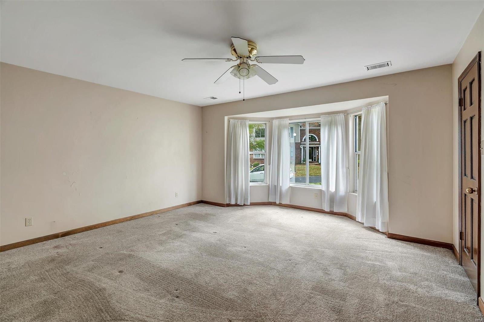 Woodside Trails Condo First - Residential