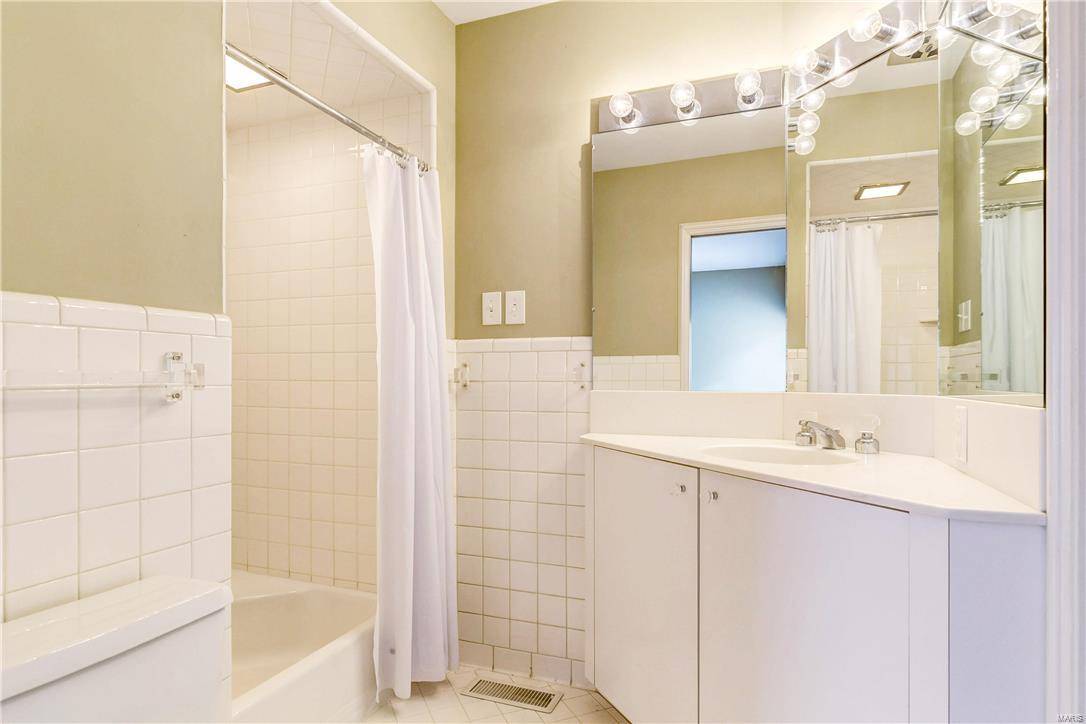 Warson Ladue Terrace - Residential