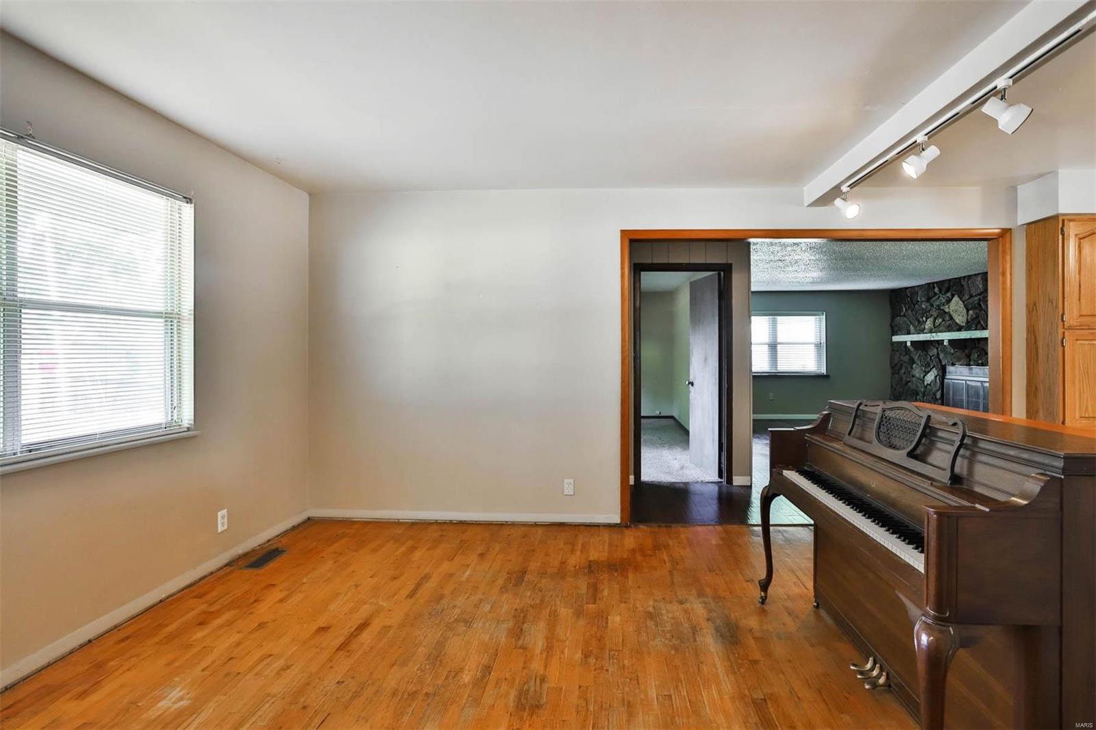 Rainbow Terrace 02 Rev - Residential