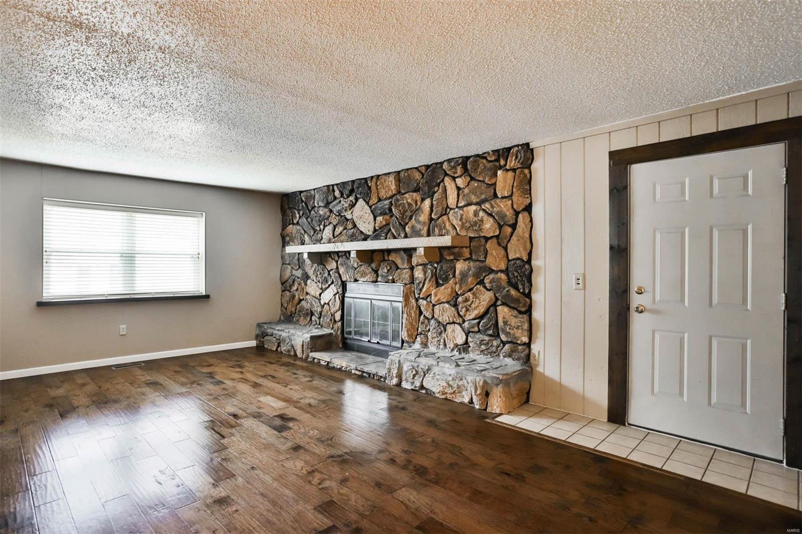 Rainbow Terrace 02 Rev - Residential