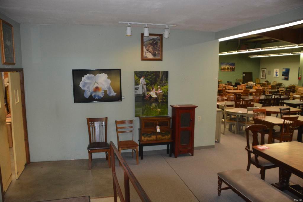 Cave Spgs Sub - Commercial Sale