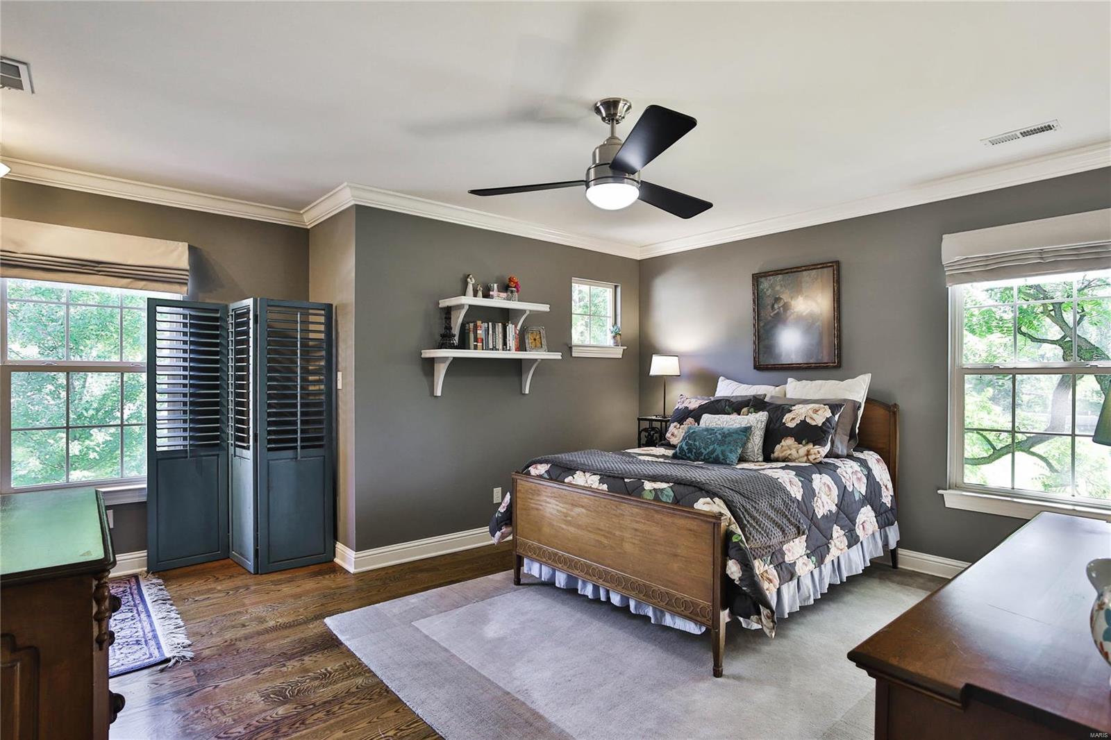 W Helfenstein Park - Residential