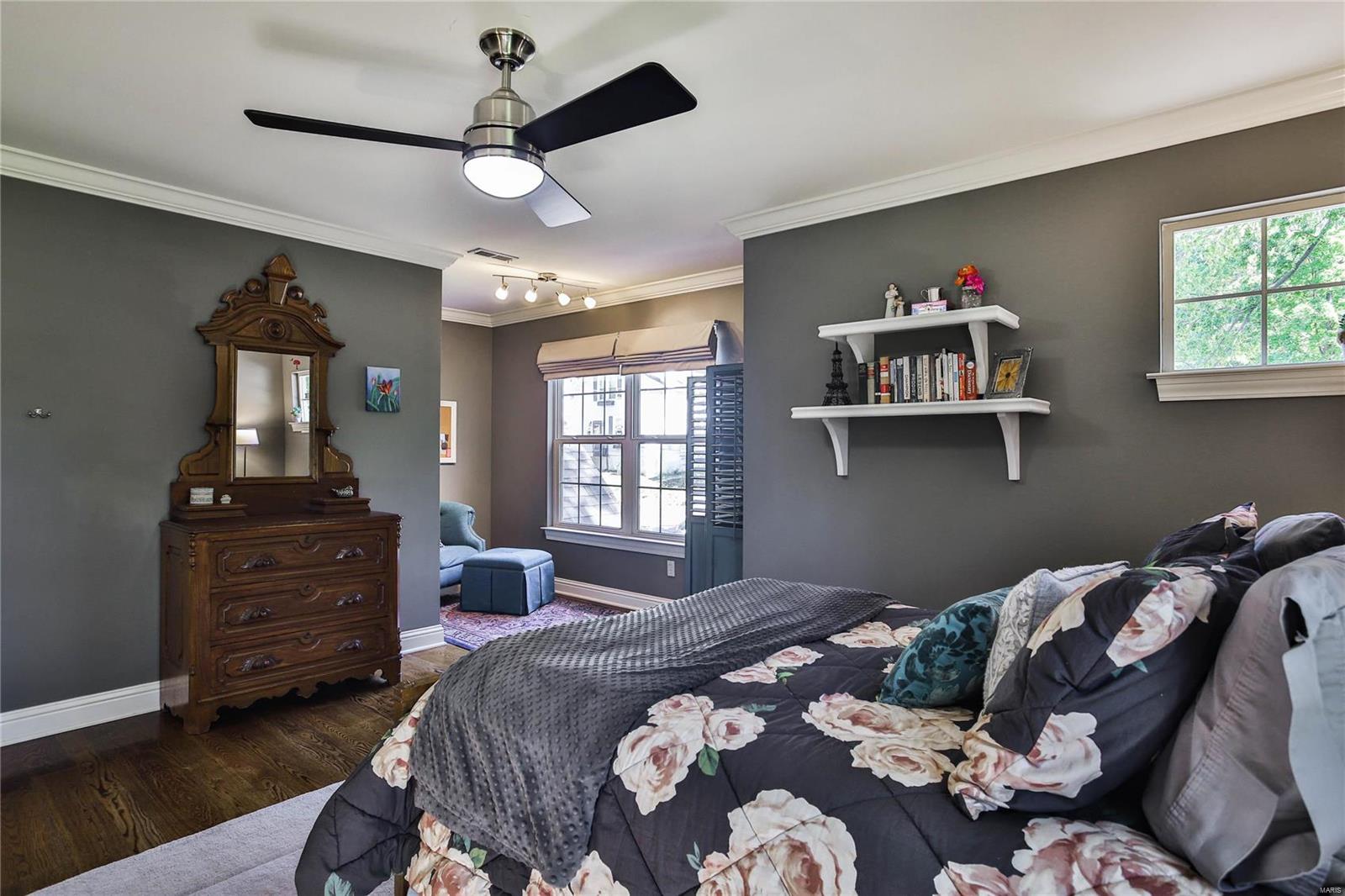 W Helfenstein Park - Residential