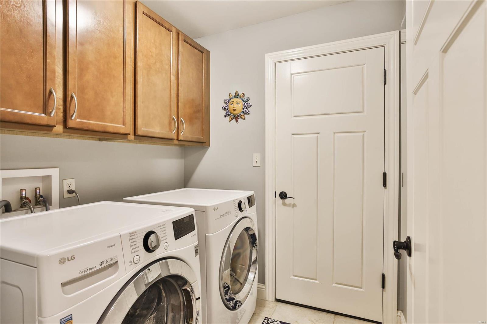 W Helfenstein Park - Residential